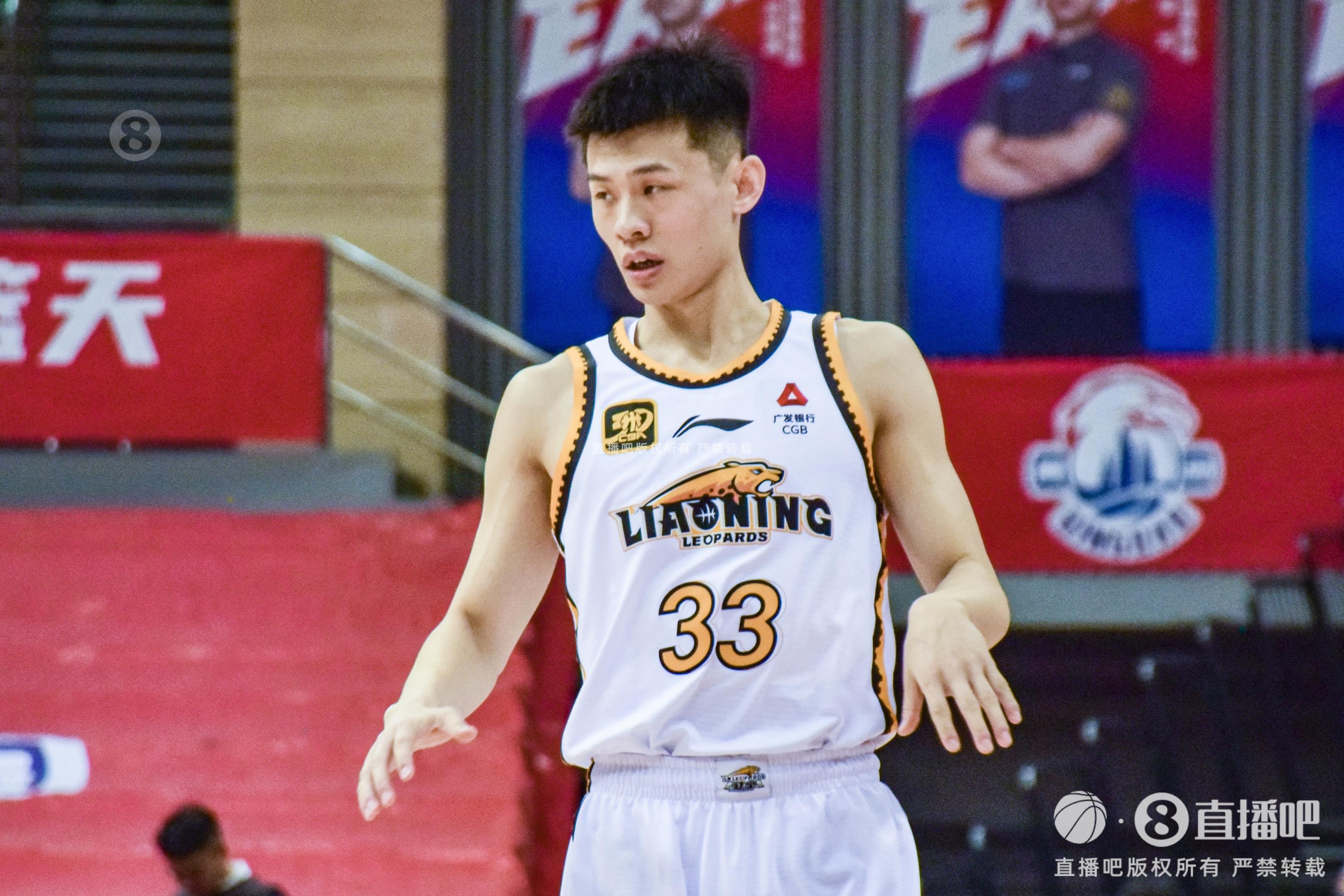 盡力了！王嵐嵚末節(jié)2記三分 全場18分鐘4中3拿到10分